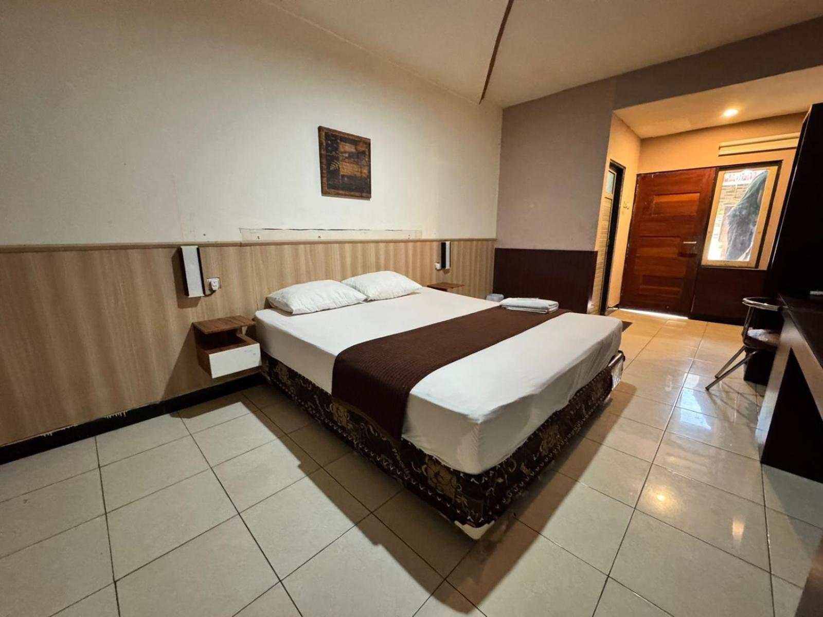 Wisma Madagaskar Palangka Raya Экстерьер фото